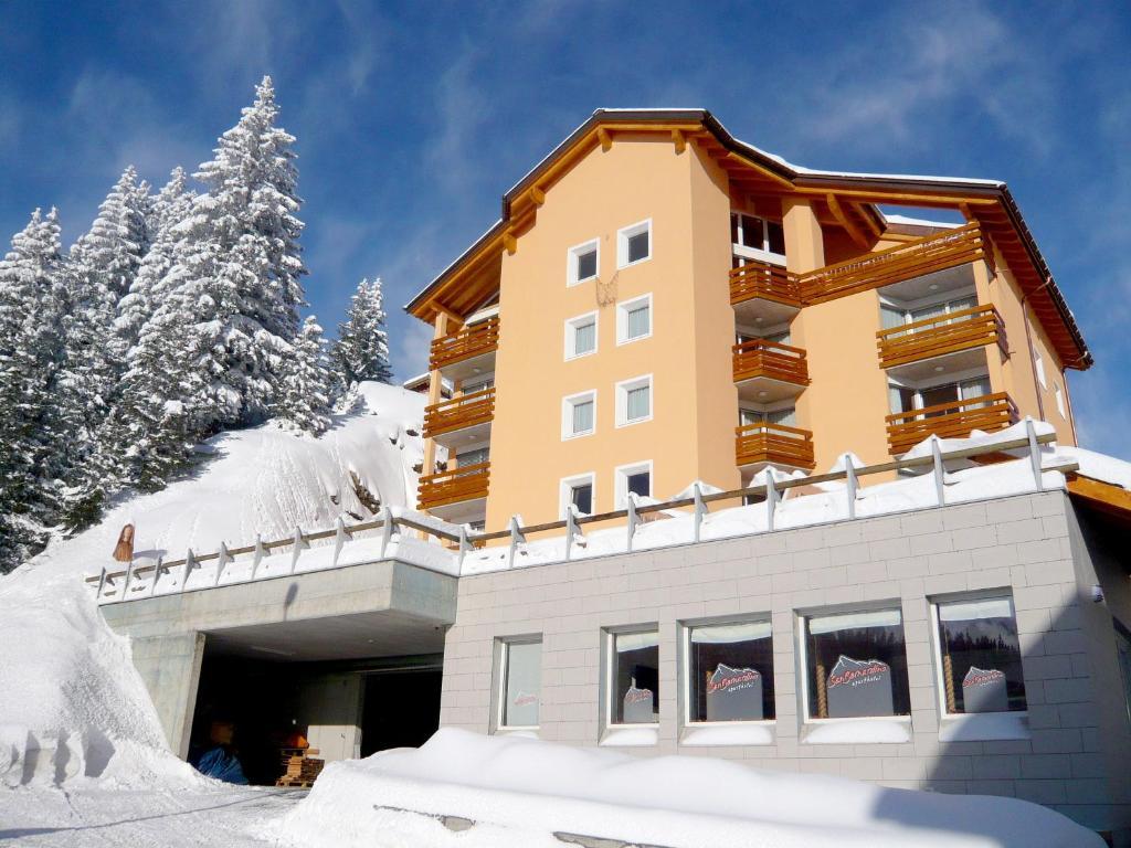 Hotel-Aparthotel San Bernardino Eksteriør bilde